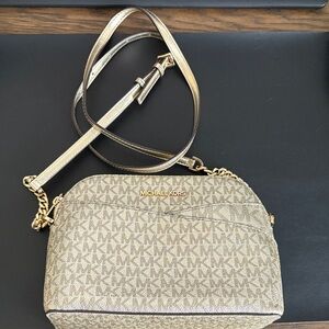 Michael Kors Crossbody Bag